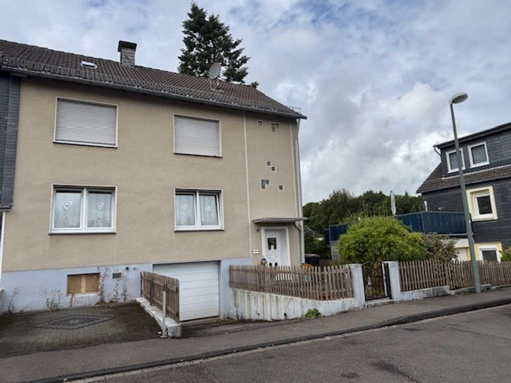 Immobilie in Hückeswagen - ruhig gelegenes Zweifamilienhaus in Hückeswagen - Bild 1