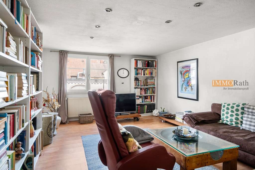 Immobilie in Sasbach am Kaiserstuhl - IMMORath.de - *Kulturdenkmal* 5-Zimmer Doppelhaushälfte mit Charme - Bild 2