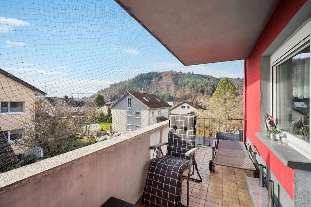 Immobilie in Schopfheim - Sonnige 3-Zimmer Wohnung mit 2 Balkonen - Bild 3