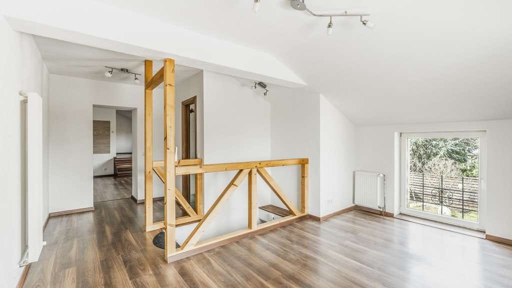 Immobilie in Groß Kreutz (Havel) - Familienparadies mit Extras: Saniertes Ein-/Zweifamilienhaus mit Pool, Wintergarten und Einliegeropt - Bild 4