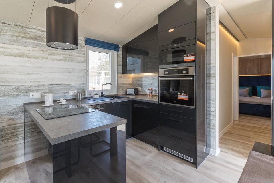 Immobilie in Garmisch-Partenkirchen - Tiny House Bergen – energieeffizient & voll ausgestattet, ca. 41,9 m² - Bild 0