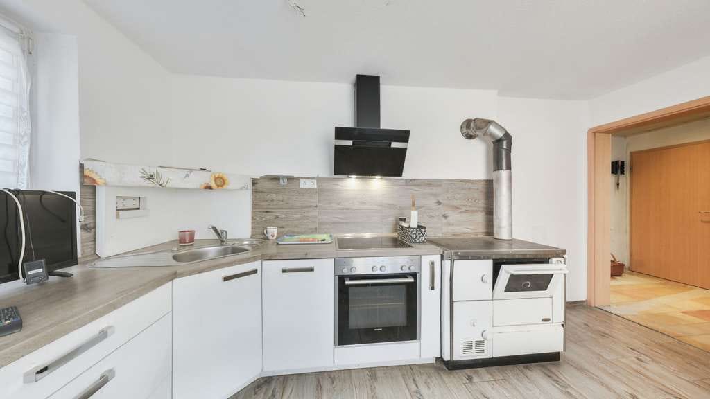 Immobilie in Mitteleschenbach - Einfamilienhaus in ruhiger Lage mit uneinsehbarer Dachterrasse - Bild 1