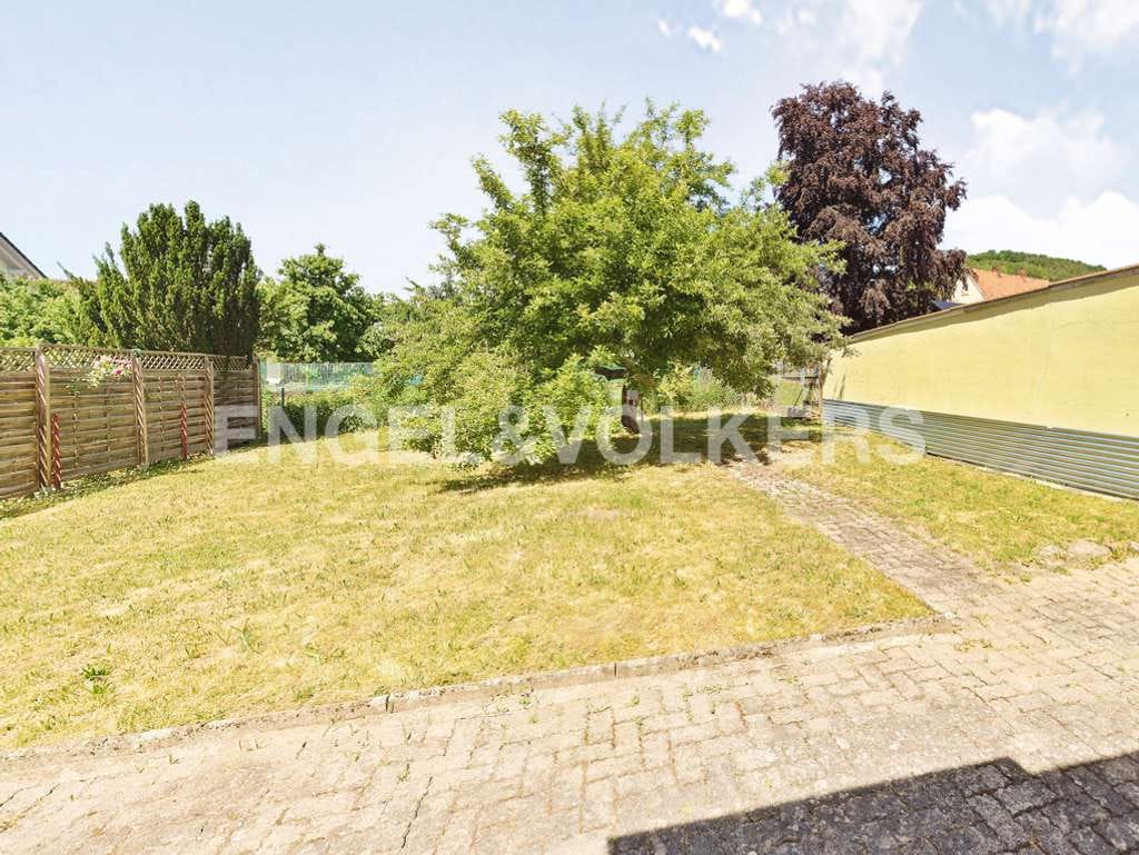 Immobilie in Hammelburg - Liebevoll modernisiertes Raumwunder mit 129 m² 5 Zimmern und schönem Garten nahe Hammelburg - Bild 3