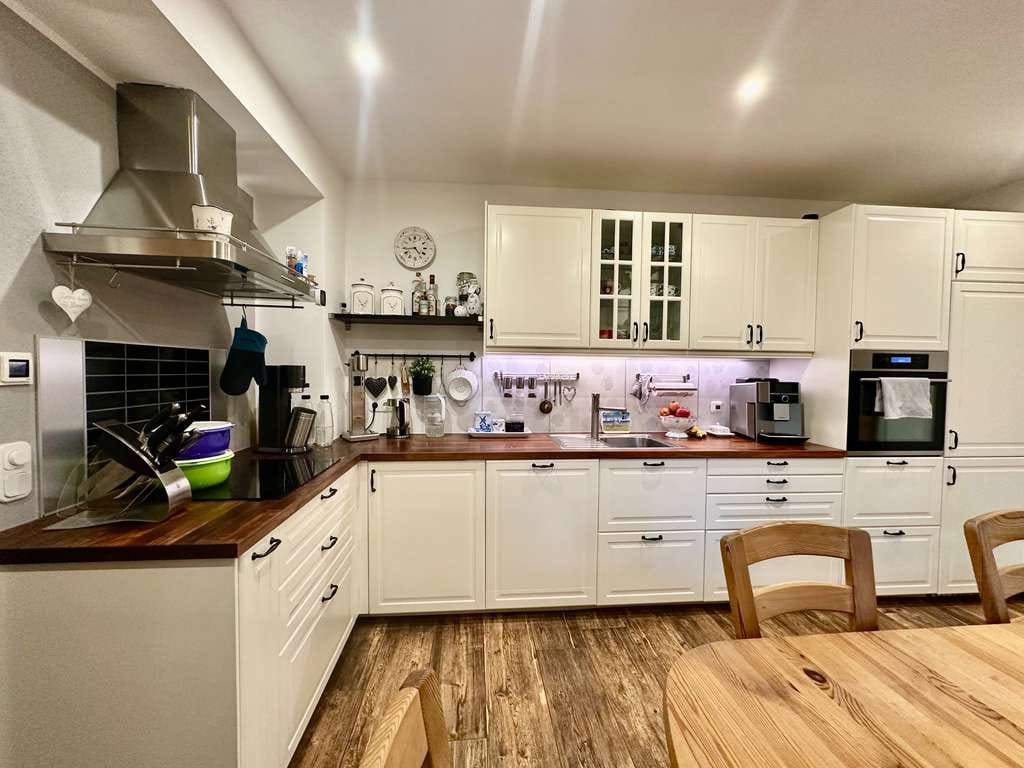 Immobilie in Marktschellenberg - Vermietetes 4-Familienhaus im Landhausstil zwischen Marktschellenberg und Berchtesgaden - Bild 2