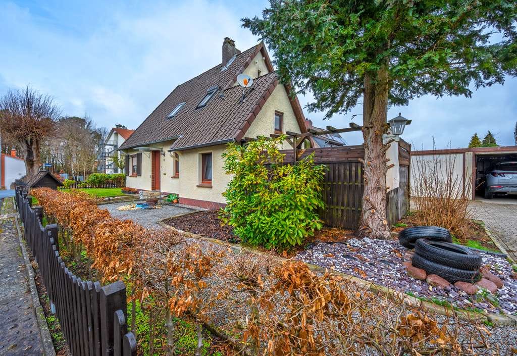 Immobilie in Faßberg - Einfamilienhaus auf großzügigem Grundstück - Bild 1