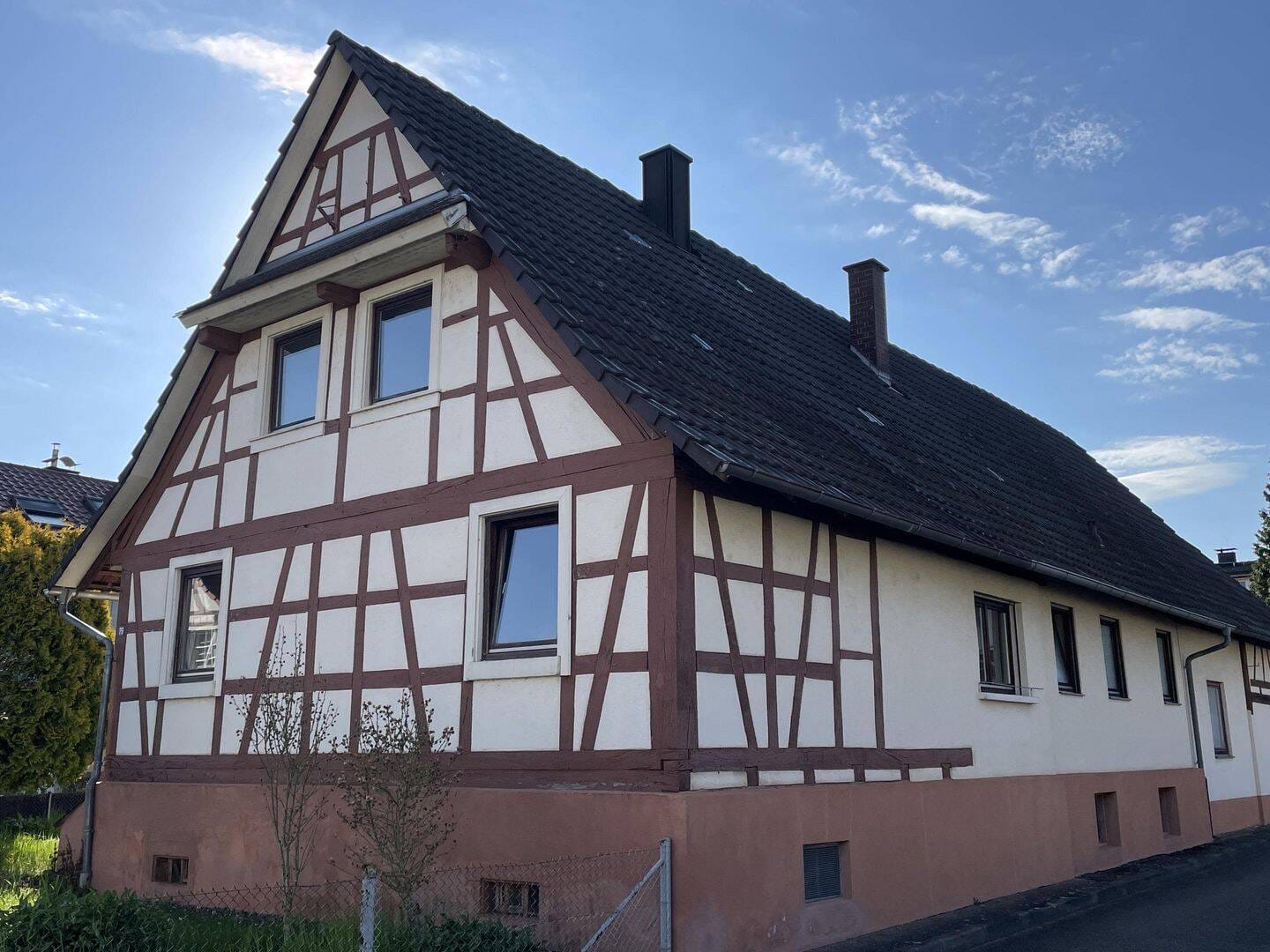 Immobilie in Offenburg - Offenburg, Windschläg - Potential für den Handwerker! - Bild 1