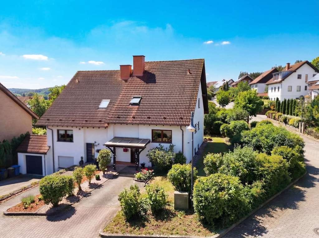 Immobilie in Otterbach - Doppelhaushälfte mit Einliegerwohnung und Doppelgarage - Bild 0