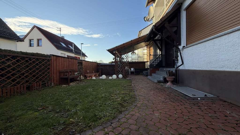 Immobilie in Bondorf - Zentrale Große 3-Zimmer Terrassen Wohnung mit Kamin & Außenstellplatz - Bild 1