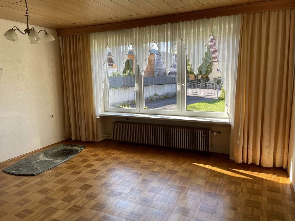 Immobilie in Tirschenreuth - Ruhig Wohnen in zentraler Lage - ideal für Ihre Familie - Bild 4