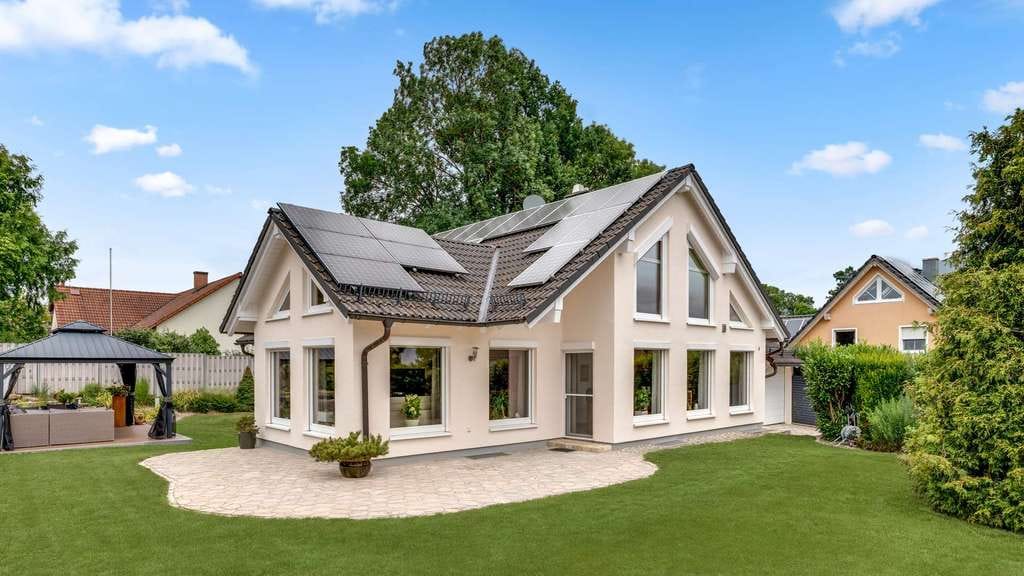 Immobilie in Gesees - Barrierearm! Energieeffizientes Einfamilienhaus mit ELW, Pergola und hochwertiger Ausstattung - Bild 1