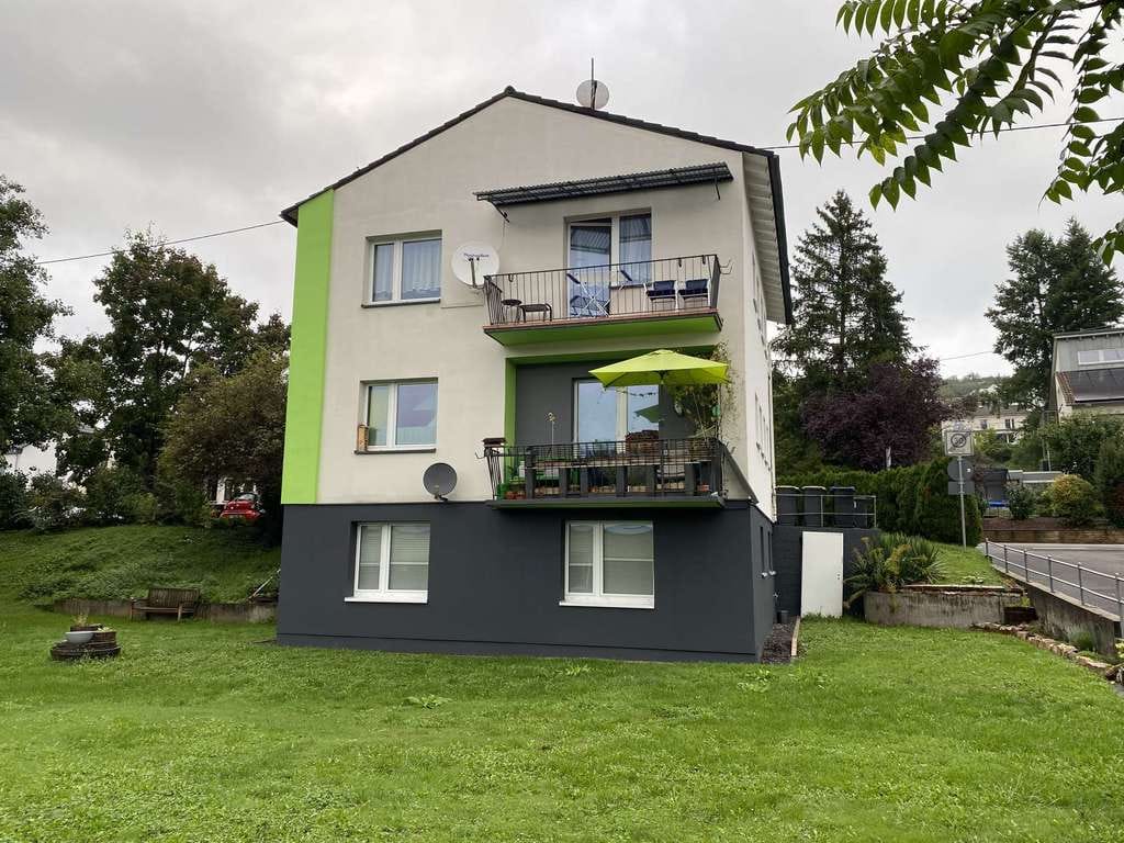 Immobilie in Bad Sobernheim - TOP-GELEGENHEIT! Mehrfamilienhaus mit 3 Wohnungen in zentraler Lage von Bad Sobernheim zu verkaufen - Bild 0