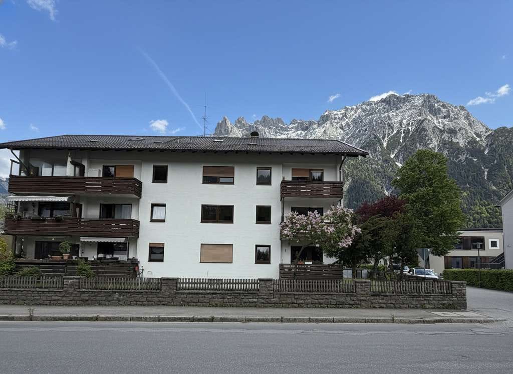 Immobilie in Mittenwald - 2-Zimmer-Wohnung mit Balkon & Bergblick -  Renoviert, bezugsbereit als Hauptwohnsitz, Feriendomizil  - Bild 1