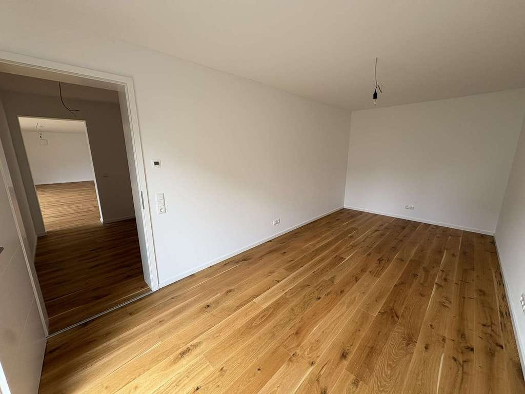 Immobilie in Schirmitz - Preisreduzierung - Modern & effizient: Einfamilienhaus-Neubau in Schirmitz zu verkaufen - Bild 4