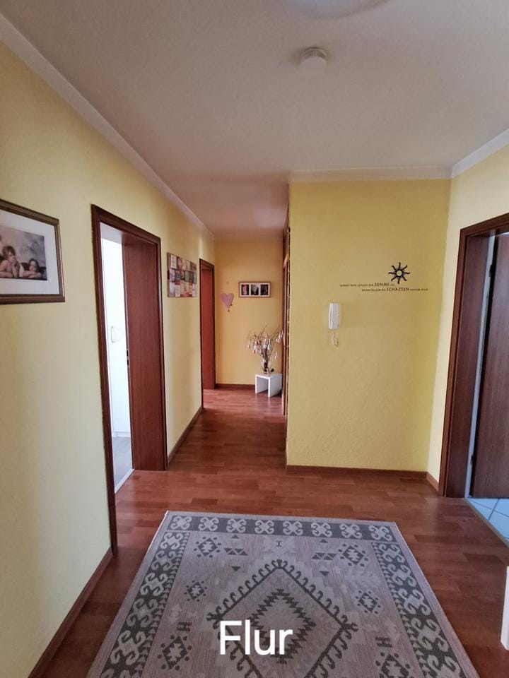 Immobilie in Lingenfeld - Top-gepflegte Eigentumswohnung mit 5 Zimmer und großer Terrasse - Bild 0