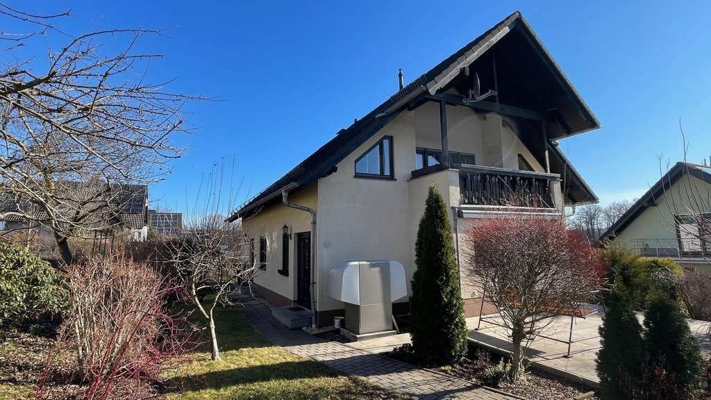 Immobilie in Mülsen - Haus mit Stil im schönen Wohngebiet - Bild 1