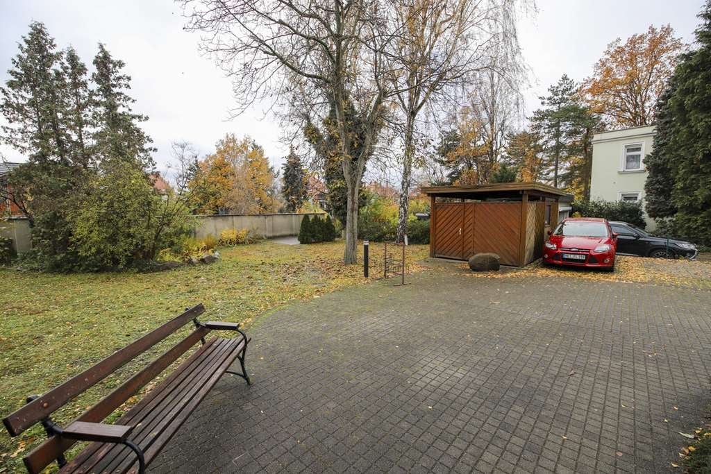 Immobilie in Radebeul - Charmante 3-Zimmer-Wohnung mit Balkon in begehrter Lage von Radebeul - Bild 3