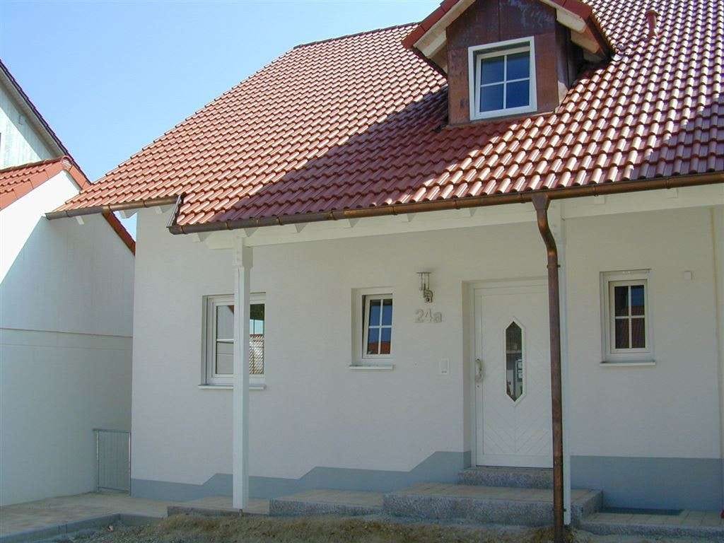 Immobilie in Bruckberg - Sonnige Doppelhaushälfte mit Einliegerwohnung in Bruckberg - Bild 1