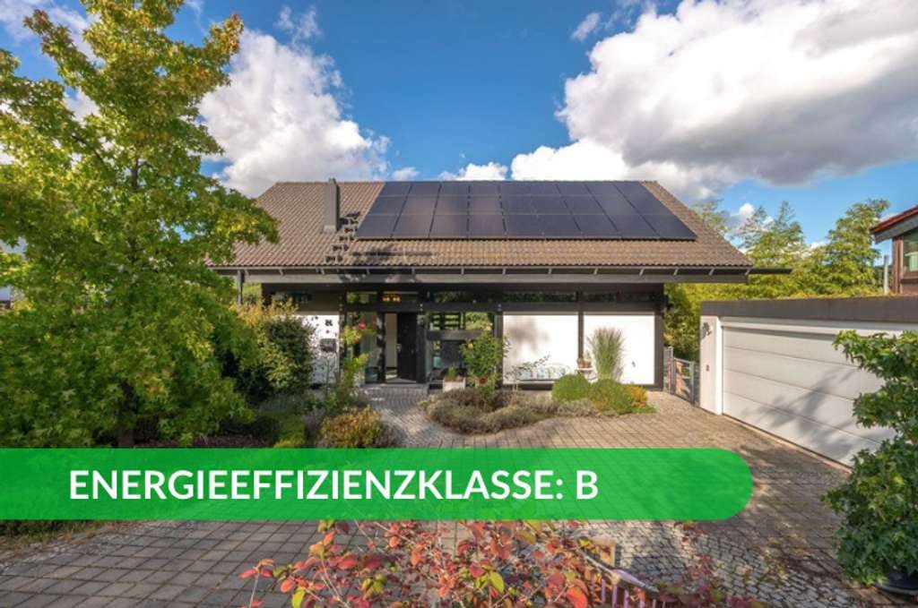 Immobilie in Wehrheim - HUF HAUS mit fantastischer Raumaufteilung und exzellenter Energieeffizienzklasse aus 2004 - Bild 0
