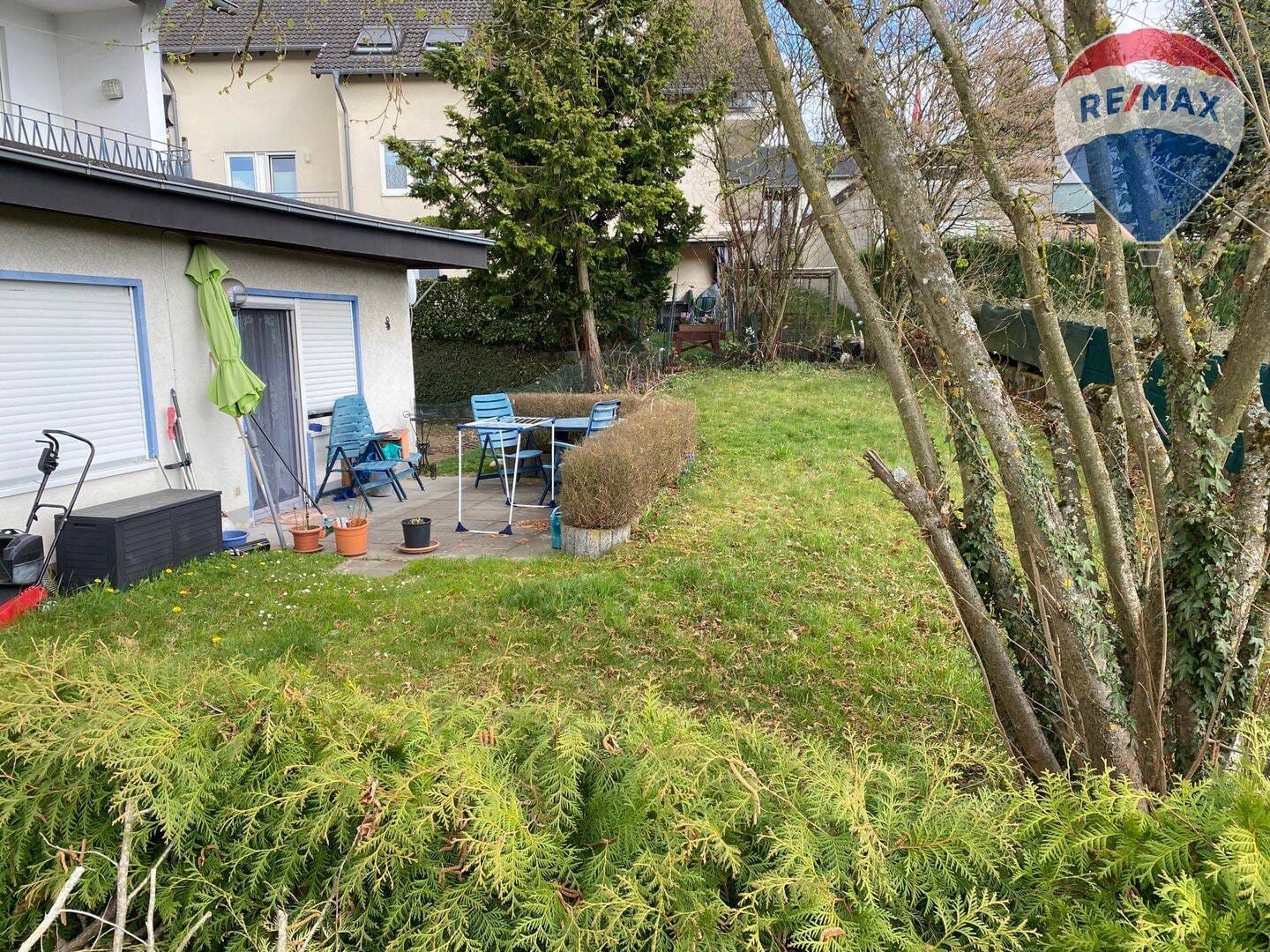Immobilie in Holzappel - Mehrfamilienhaus mit Ladengeschäft und Halle - Bild 2