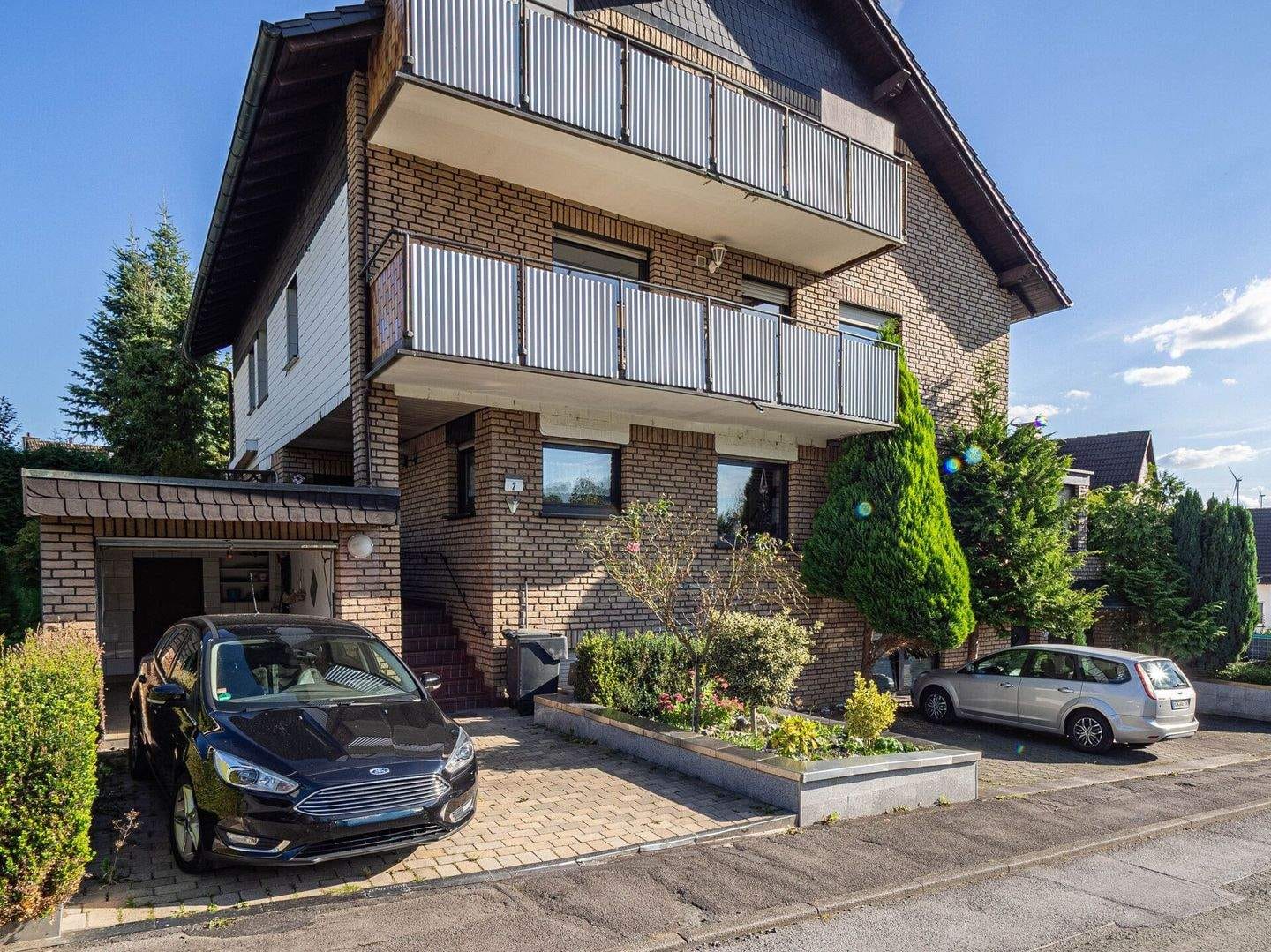 Immobilie in Arnsberg - Solide Kapitalanlage: Teilvermietetes Mehrfamilienhaus in Oeventrop! - Bild 3