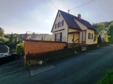 Immobilie in Billigheim - GLOBAL INVEST SINSHEIM | Freistehendes Einfamilienhaus mit toller Terrasse und Doppelgarage - Bild 3