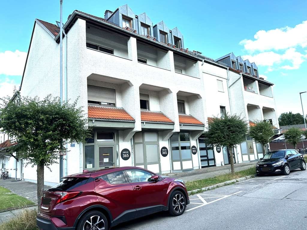 Immobilie in Trostberg - zentral gelegene neuwertige 2-Zimmer-Wohnung mit Aufzug und TG sofort beziehbar - Bild 0