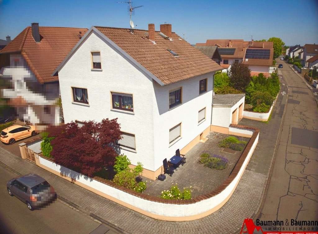 Immobilie in Münster (Hessen) - Zentral und dennoch ruhig gelegenes Dreifamilienhaus in Münster *Provisionsfrei* - Bild 3