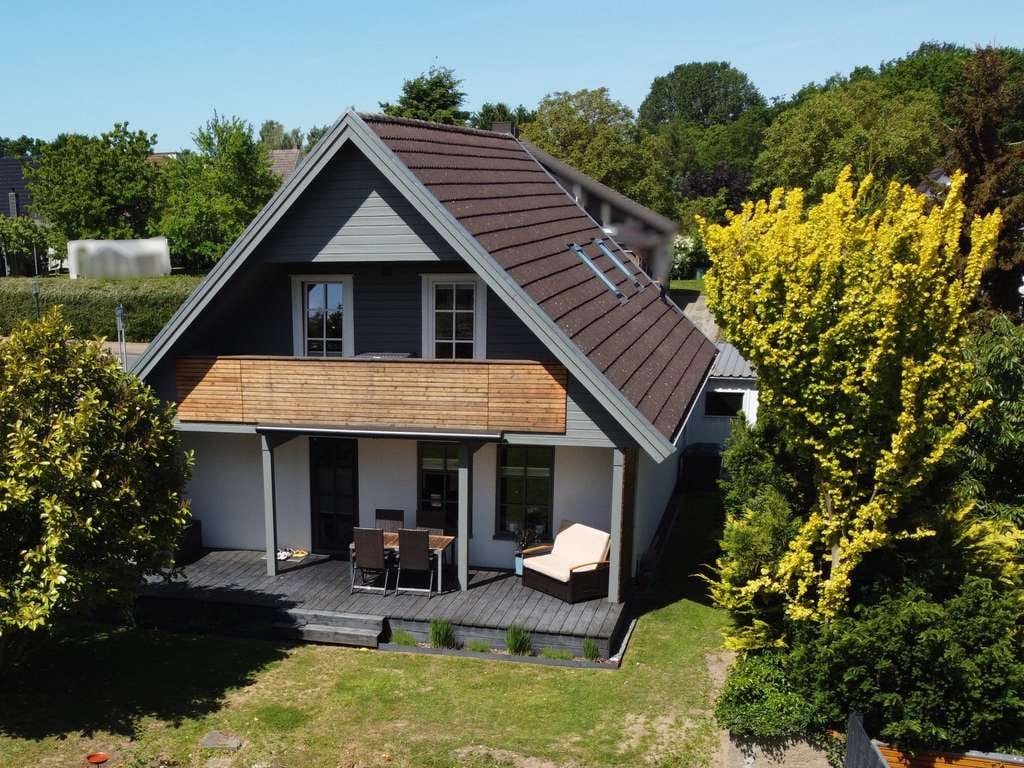 Immobilie in Marlow - Ein Ort zum Wurzeln schlagen – stilvoll modernisiertes Einfamilienhaus mit sonnigem Garten in Marlow - Bild 2