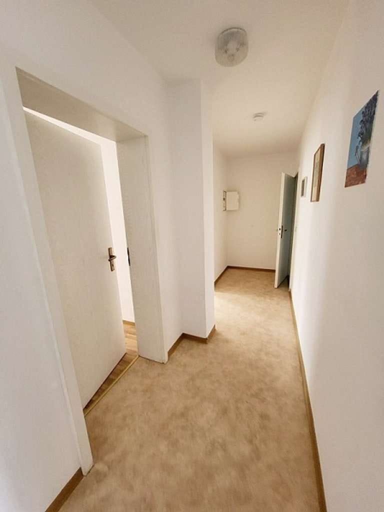 Immobilie in Heinsdorfergrund - 1 1/2-Raum-Wohnung im 1.Obergeschoß mit Lift und Einbauküche - Bild 3