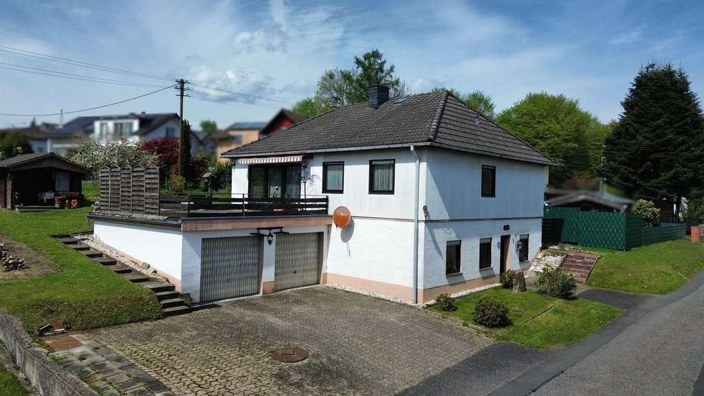 Immobilie in Neunkirchen-Seelscheid - Familienidyll mit Garten- Traumlage trifft auf Gestaltungspotenzial - Bild 0