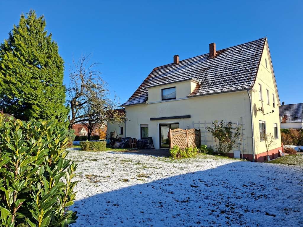 Immobilie in Werther - Renovierungsbedürftiges Zweifamilienhaus in Werther Häger! - Bild 1