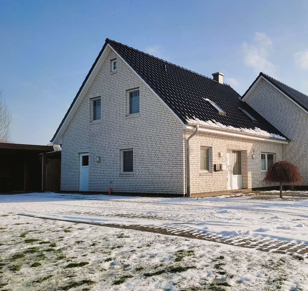 Immobilie in Leezdorf - Heute Einfamilienhaus, morgen Zweifamilienlösung - Doppelhaushälfte mit maximaler Flexibilität - Bild 0