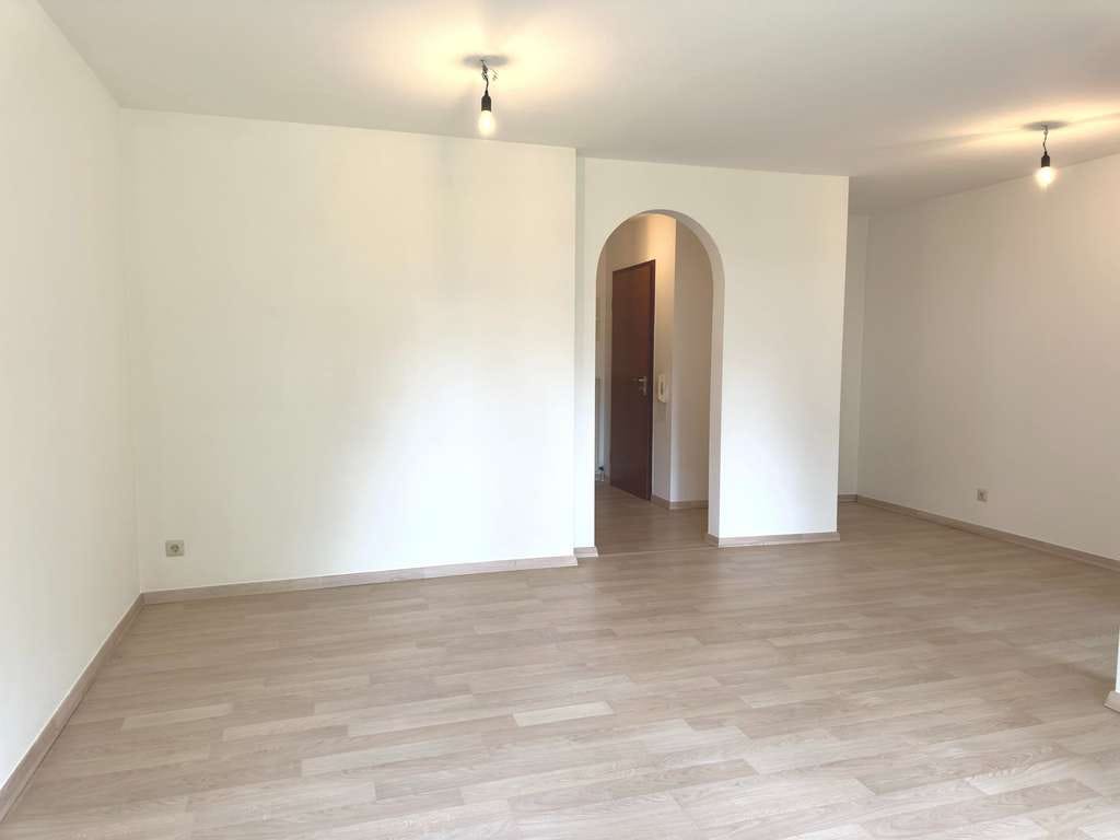 Immobilie in Neckartailfingen - Investment in die Zukunft: Gepflegte 2,5-Zi.-Wohnung mit Terrasse & TG-Stellplatz - Bild 2