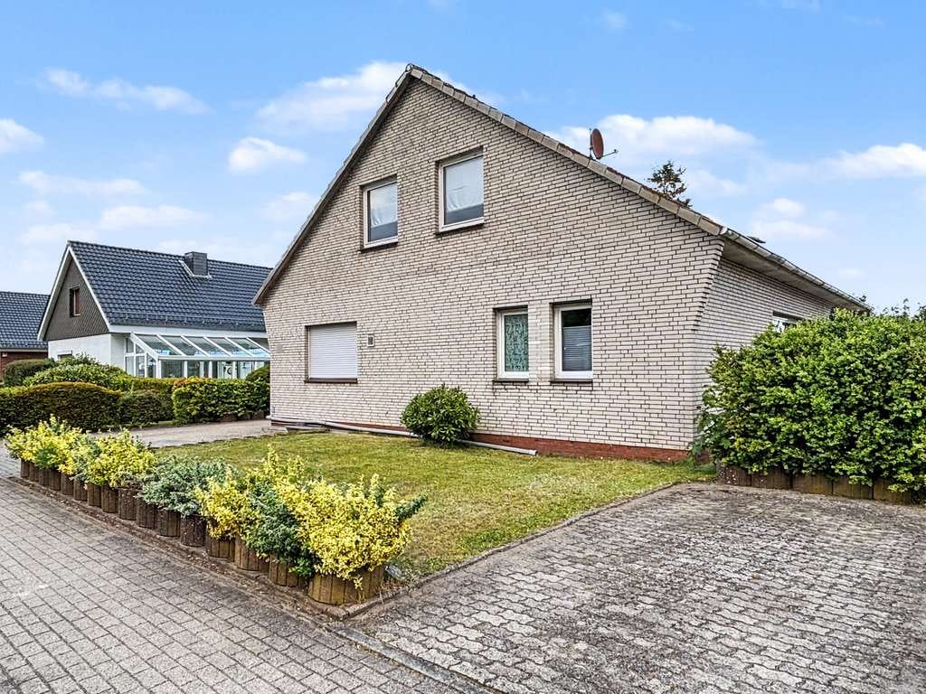 Immobilie in Kropp - Kapitalanlage in ruhiger Lage – 4 Wohneinheiten auf ca. 813 m² Grundstück in Kropp - Bild 0
