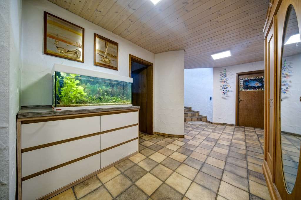 Immobilie in Tengen - Einfamilienhaus mit Wintergarten, Kamin und Naturblick am Luftkurort - Bild 4