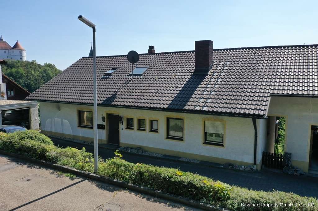 Immobilie in Wörth an der Donau - Dreifamilienhaus in einzigartiger Lage - Bild 4