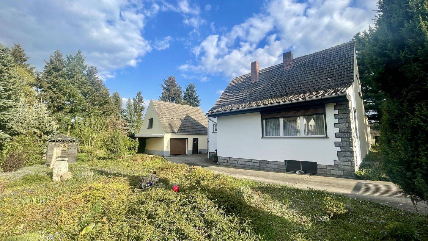 Immobilie in Merzdorf - Bringen Sie Ihr neues Haus zum Strahlen - Bild 0