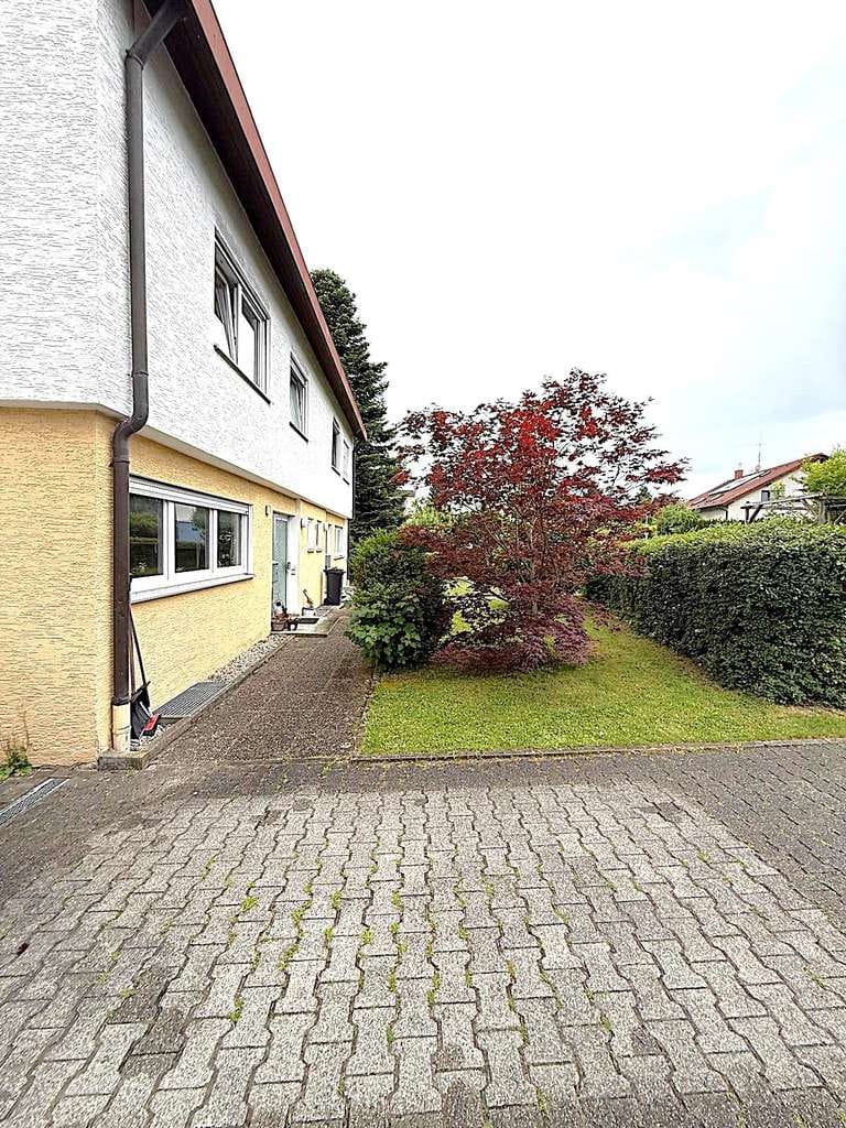 Immobilie in Hüttisheim - Doppelhaus als Kapitalanlage zu verkaufen - Bild 2
