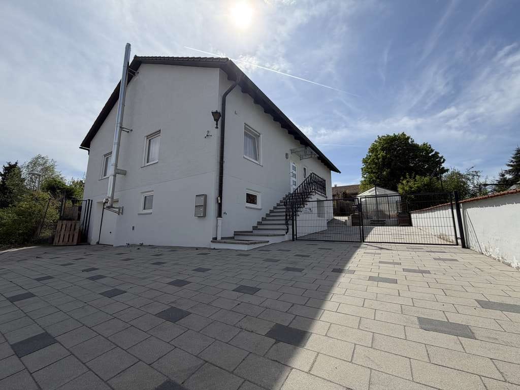 Immobilie in Vilsheim - ATTRAKTIVES & MODERNES EINFAMILIENHAUS  MIT EINLIEGERWOHUNG IN VILSHEIM, GUNDIHAUSEN - Bild 3