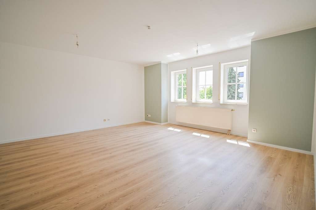 Immobilie in Großostheim - DIETZ: TIP-TOP 3-Zimmer-Eigentumswohnung mit Einbauküche, Stellplatz, TGL-Bad direkt in Ringheim! - Bild 1