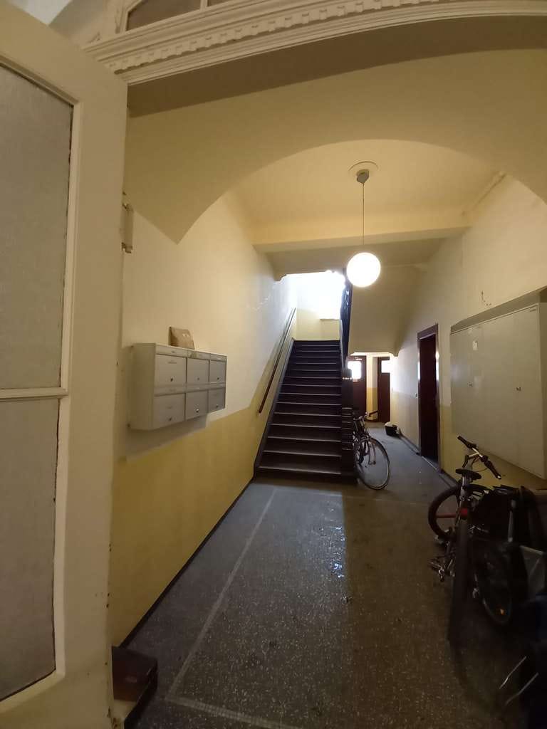 Immobilie in Leipzig - Bezugsfreie 6-Zimmer Eigentumswohnung in kreativem Leipziger Szeneviertel - Bild 2