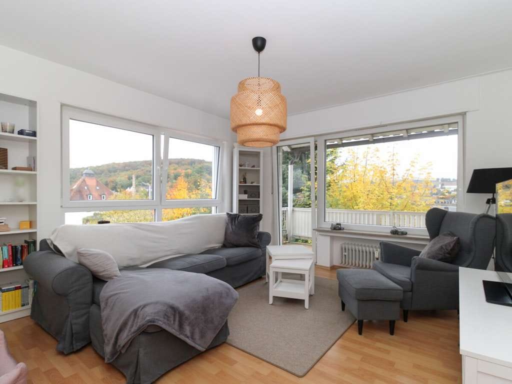 Immobilie in Bad Salzschlirf - Zweizimmerwohnung mit Stellplatz und Balkon in saniertem Mehrfamilienhaus - Bild 0