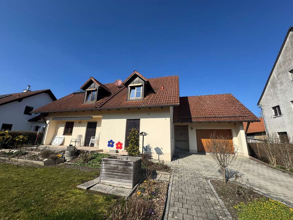 Immobilie in Hohenwart - Wohnhaus mit Terrasse und Garage in Hohenwart zu verkaufen! - Bild 2