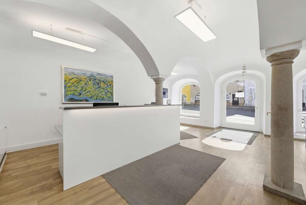 Immobilie in Untergriesbach - Historisches Wohn- und Geschäftshaus mit viel Potential im Baudenkmal Ensemble Markt Untergriesbach - Bild 2