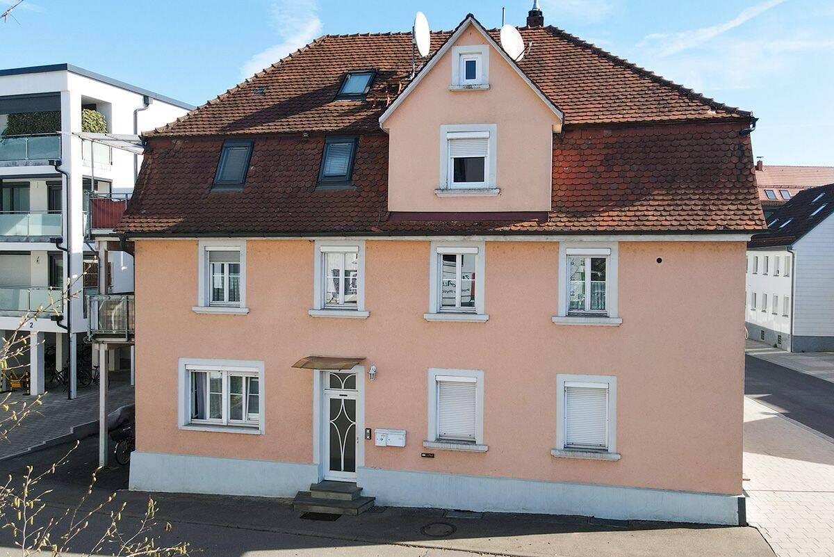 Immobilie in Mengen - Smart wohnen in komfortabler Stadtlage,   geräumige Wohnung mit praktischem Schnitt - Bild 0