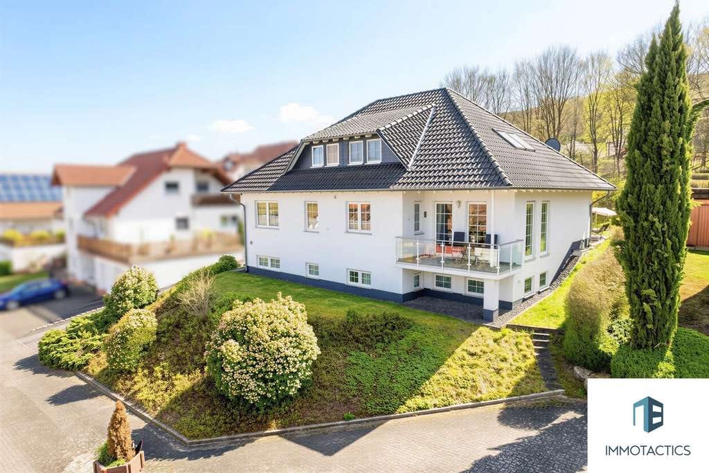 Immobilie in Schloßböckelheim - Stilvolles  und großes Einfamilienhaus mit Kamin, Garten & hochwertiger Ausstattung - Bild 0