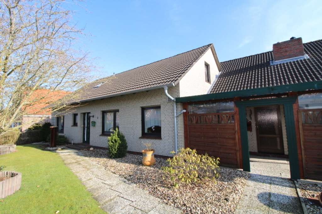 Immobilie in Wittmund - Großes Wohnhaus mit viel Potenzial - Bild 1