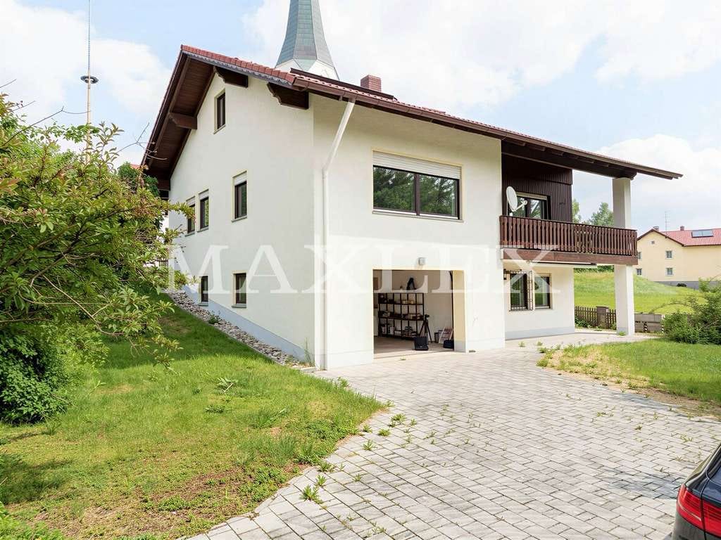 Immobilie in Haarbach - Gepflegtes Einfamilienhaus in naturnaher Lage - Bild 0