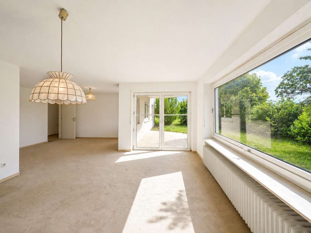 Immobilie in Walzbachtal - Großzügiges Einfamilienhaus über den Dächern von Jöhlingen - Bild 2