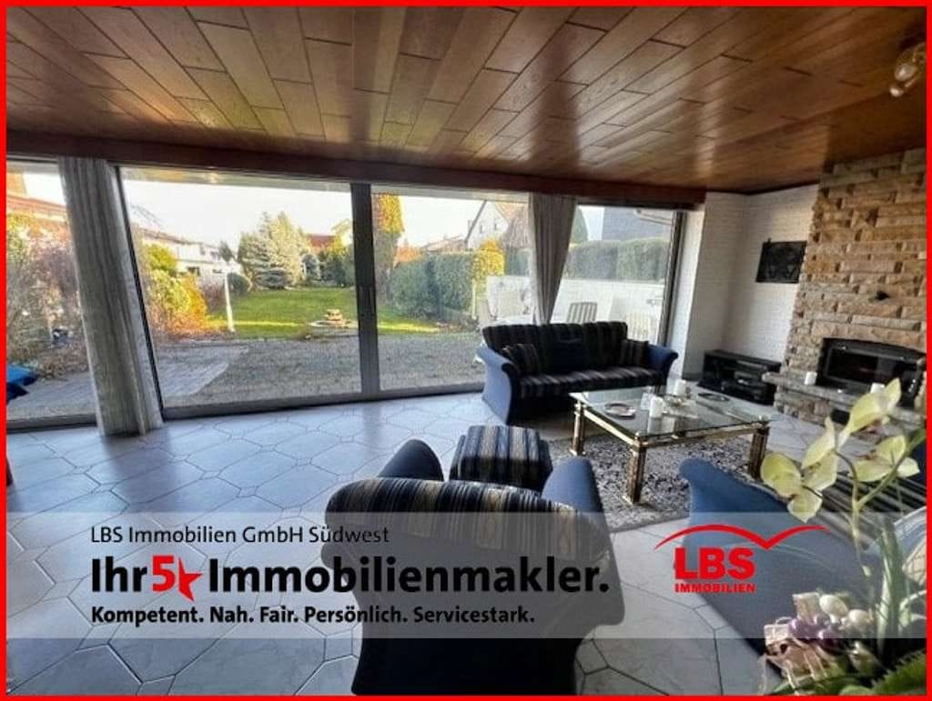 Immobilie in Gerolsheim - 2-Generationen-Haus mit Potential - Bild 1